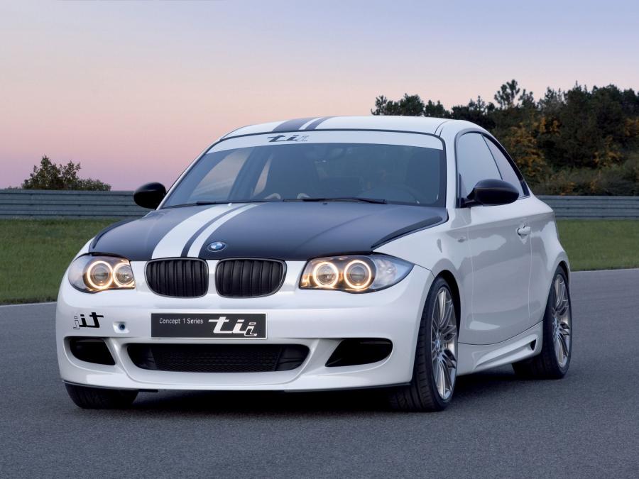  BMW 1-Series tii Concept 2007 года  (фото 14 из 16)